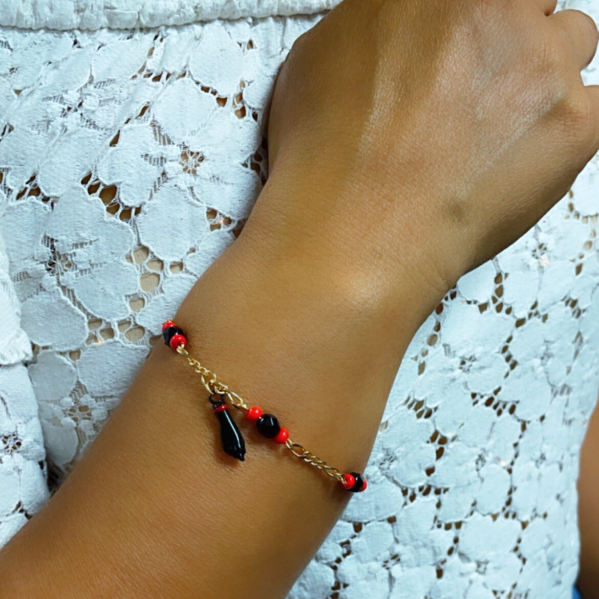 Buy Azabache Bracelet, Good Luck Bracelet Chain, Dainty Chain Bracelet,  Black & Red Beads Bracelet Online in India - Etsy