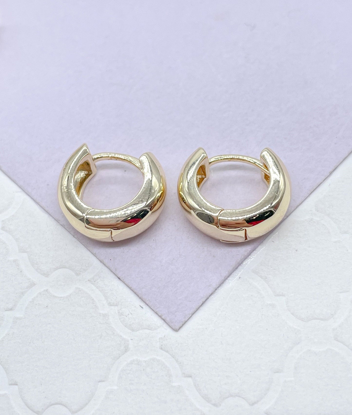 18k Gold Filled Plain Smooth Huggie Hoop Earrings In Four Sizes