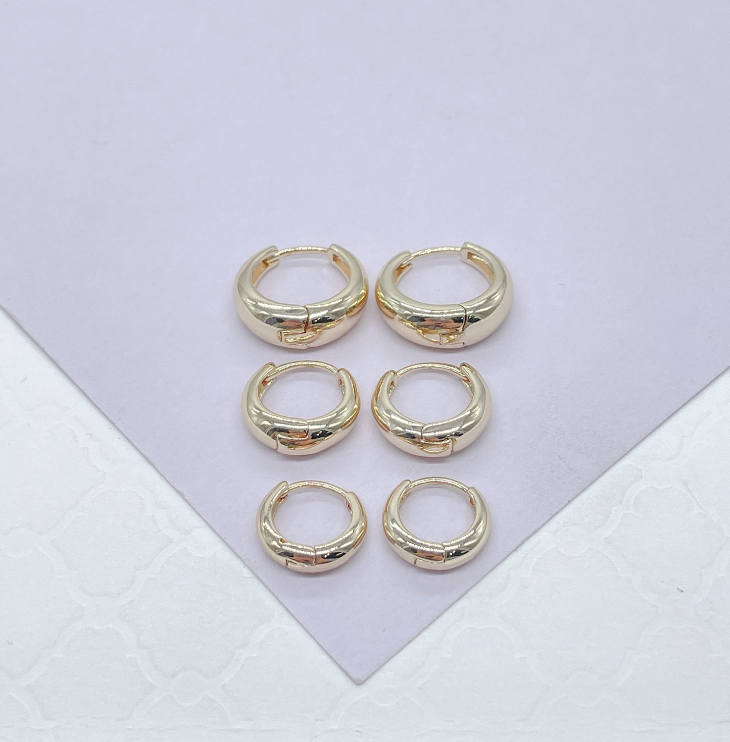 18k Gold Filled Plain Tear Drop Shaped Huggie Hoop Earrings In Three Sizes