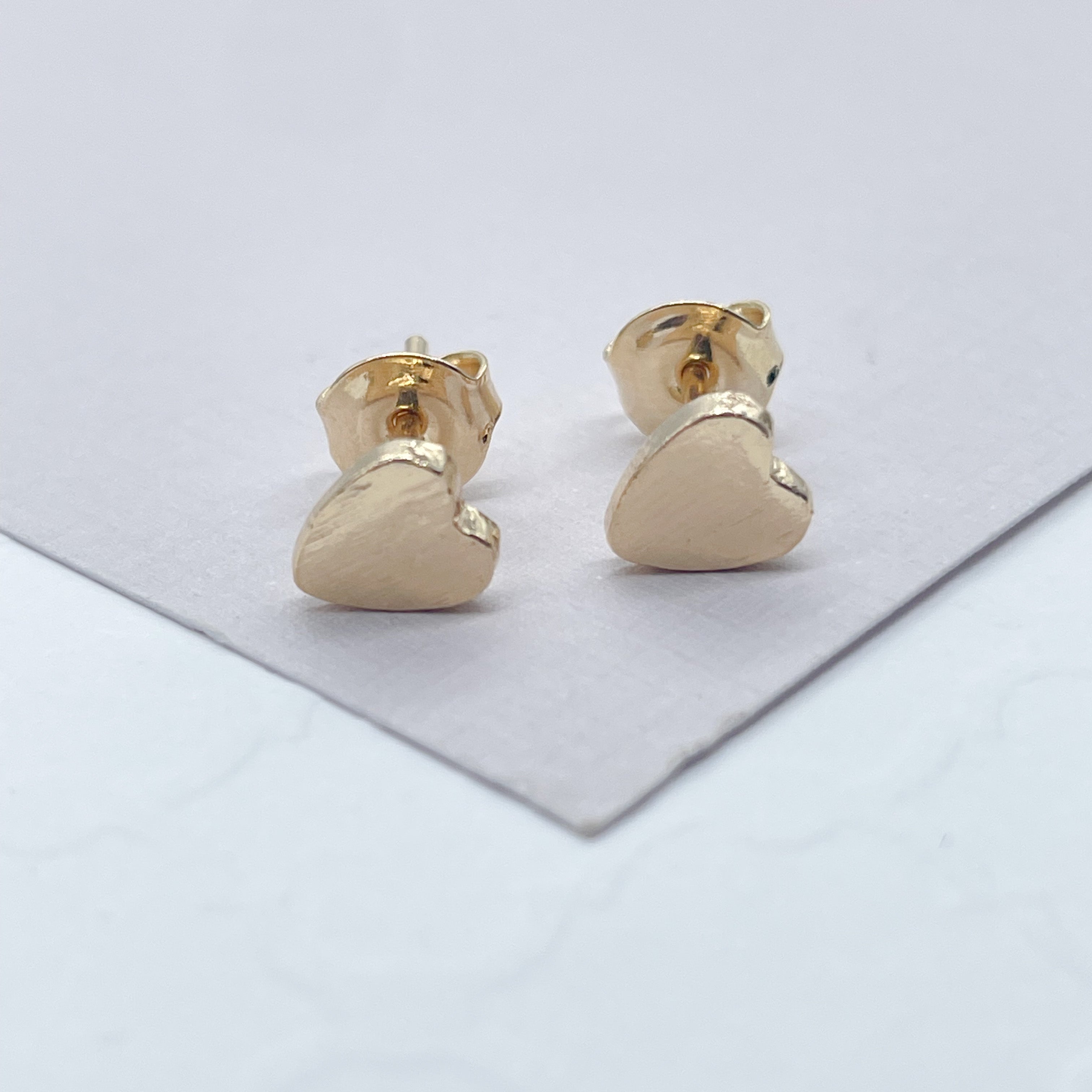 Buy Plain Gold Earrings by Vummidi Bangaru Jewellers